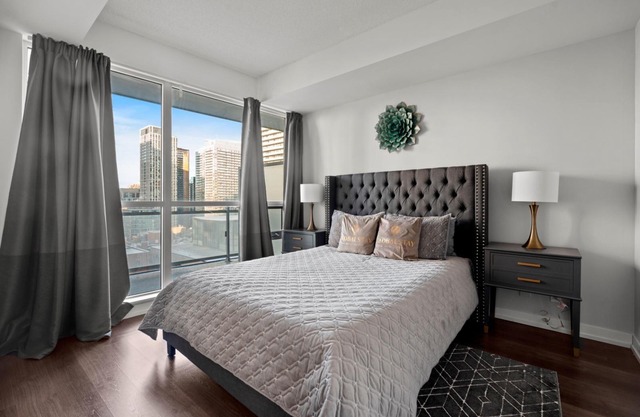 GLOBALSTAY Modern 1BD+Den Condo w/Balcony Lillian St