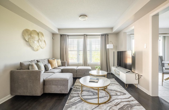 GLOBALSTAY Modern 3 BD House in Brampton