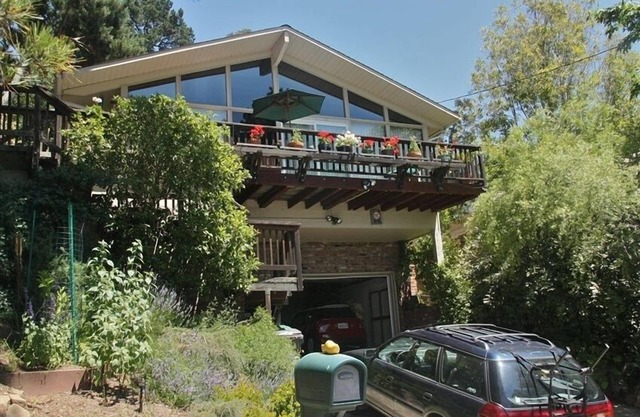 Golden Gate Bridge View from Light, Bright Oakland Hills/Montclair Home