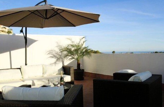 Golf apartment roof terrace