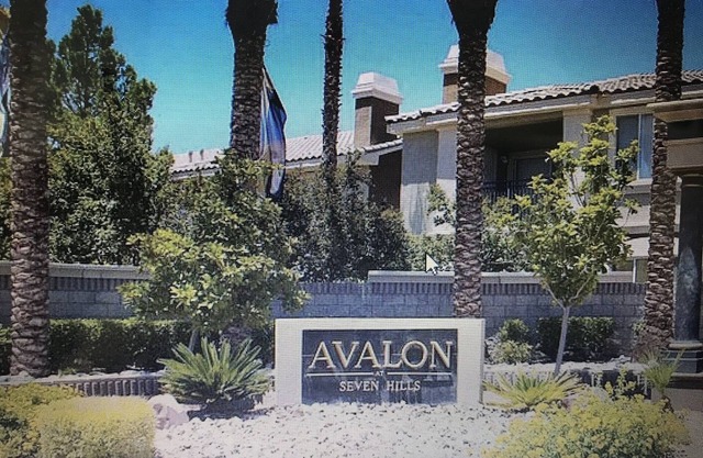 Gorgeous Executive Condo in Exclusive Seven Hills, Henderson, NV!