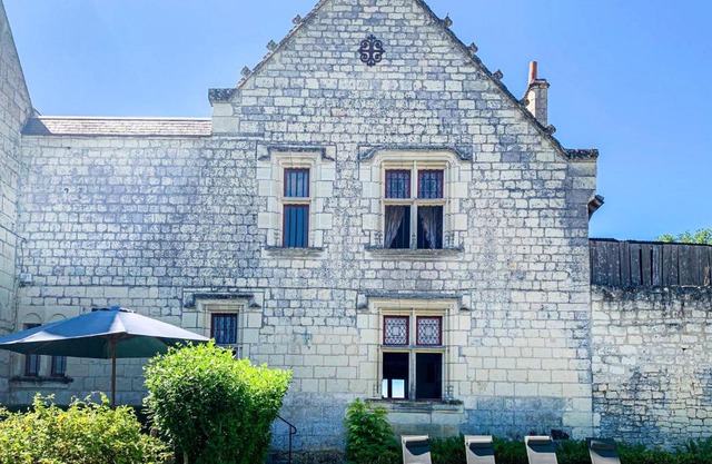 Gorgeous Home In Chinon With Wifi