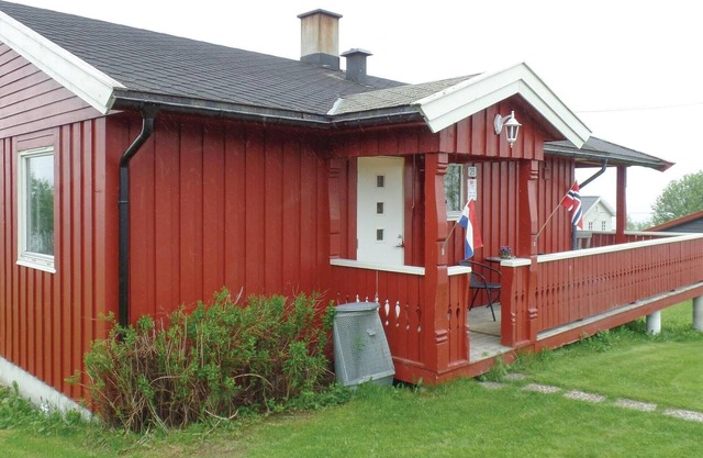 Gorgeous home in Svingvoll with WiFi