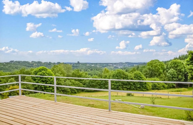 Gorgeous Home In Ussel With Wifi