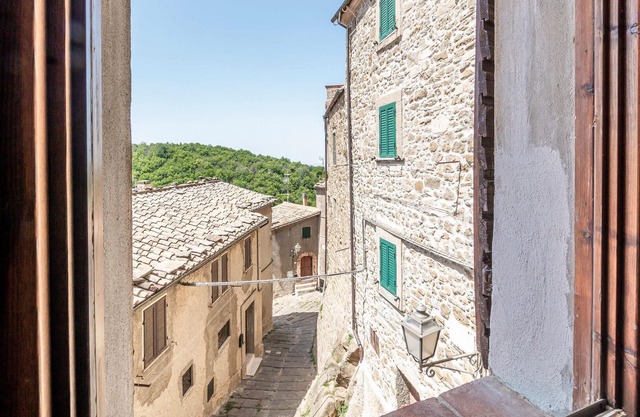 Gorgeous home in Monticello Amiata