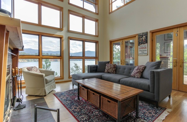 Gorgeous Lakefront Home with Stunning Views & Private Dock - Dogs OK