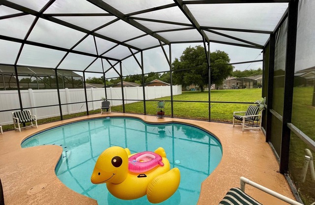 Grand Holiday 4BD Pool Home at Disney & Universal