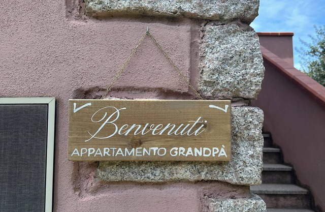 Grandpà apartment in residence with swimming pool