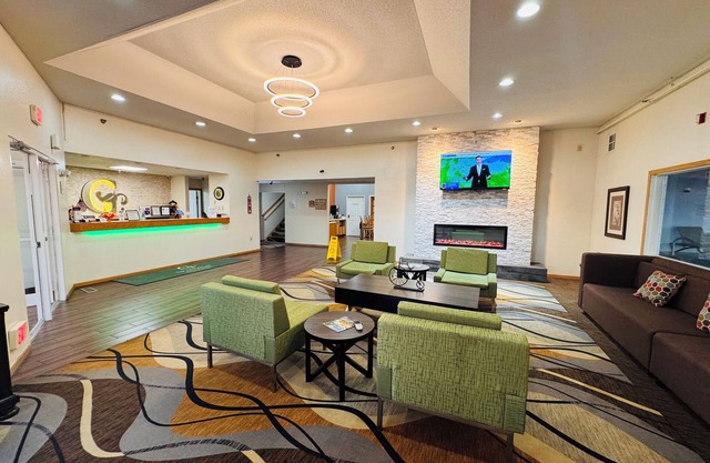 Grandstay Hotel and Suites