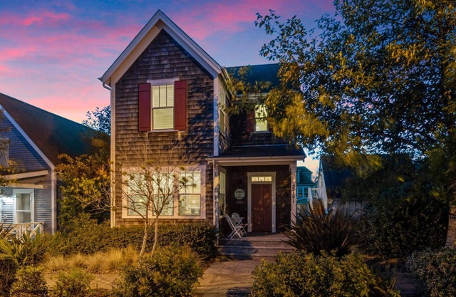 Great Deals on Summer Stays!