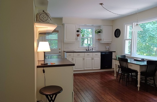 Great Location, Amazing Property and Fully equipped for long term stays!