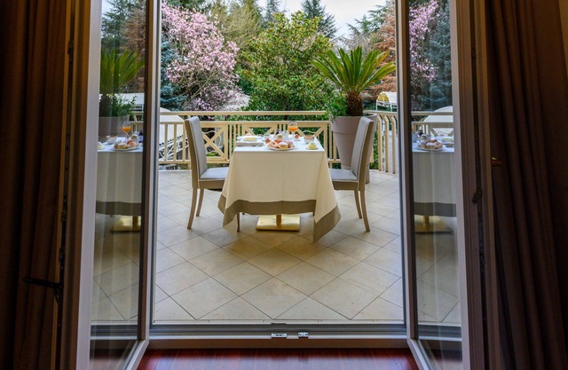 Green Park Hotel