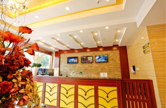 GreenTree Inn Tianjin Xiqing District Xiuchuan Road Sunshine 100 Express Hotel