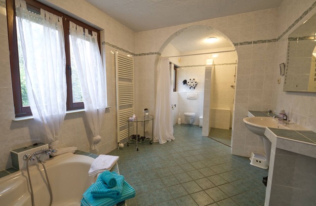 Große Ferienwohnung im Westernstil auf Pferdehof! Mit Reitmöglichkeit!