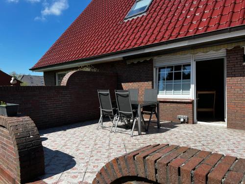 Große Ferienwohnung In Berumbur Mit Grill, Terrasse Und Garten, In Der Nähe Eines Kiessees