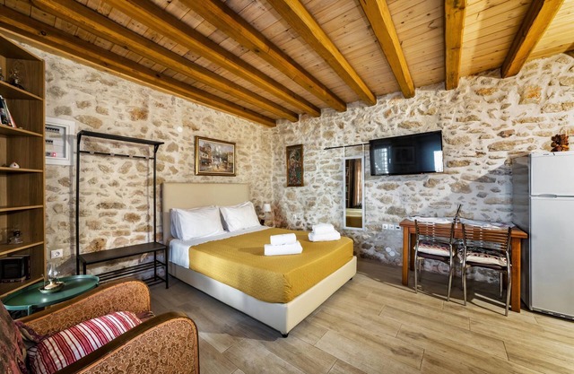 Guest House Aphrodite ground