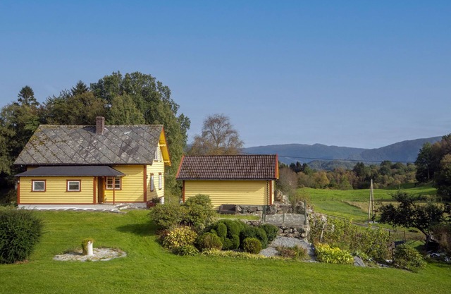 Gulehuset by Interhome