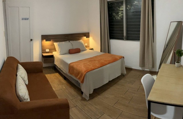 Habitación Privada En-Suite en el Centro San Salvador