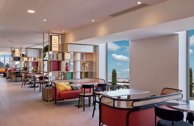 Hampton by Hilton Lyon Airport