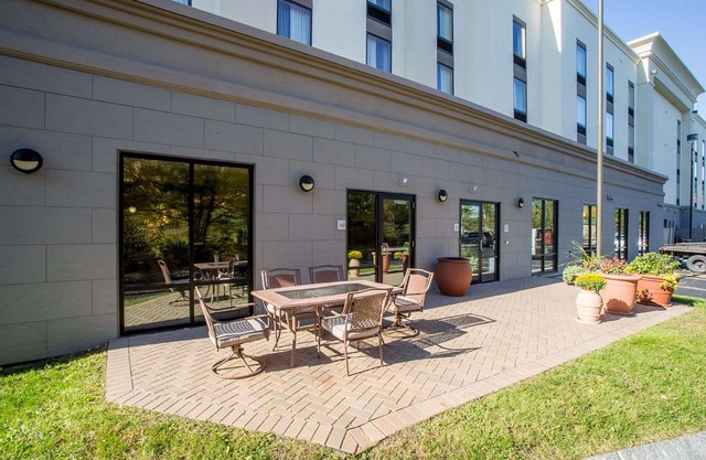 Hampton Inn & Suites Tilton