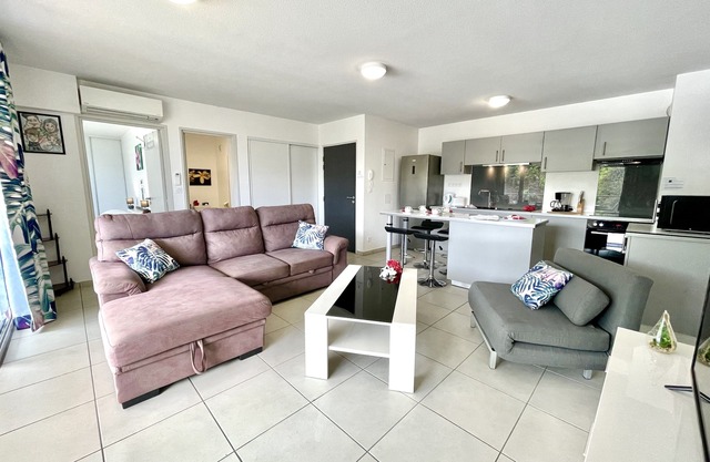 Hanitea flat, at the entrance of Papeete, 1bdr - Wi-Fi - park - 3 pers