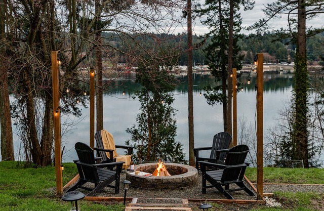 Harbor Serenity - Private Water Access, Hot Tub, EV Charger and Game Room
