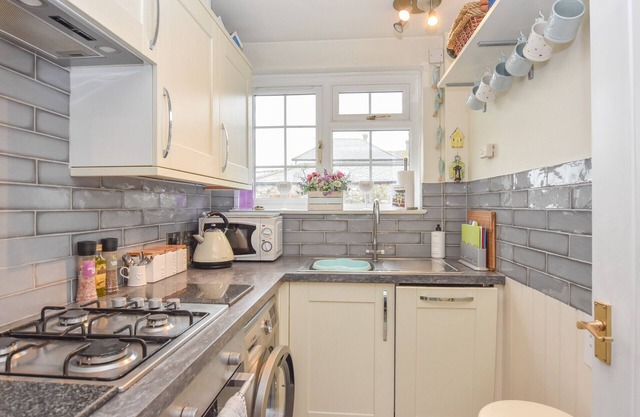 Harbour Life, two bed first floor apartment