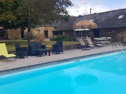 Havre de paix avec piscine chauffée, jardin arboré et activités pour tous - FR-1-306-1142