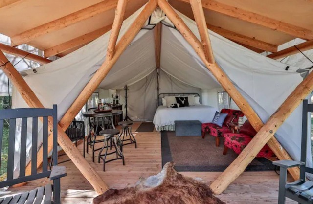 Heritage Ranch 'Captain' Glamping Tent (3)