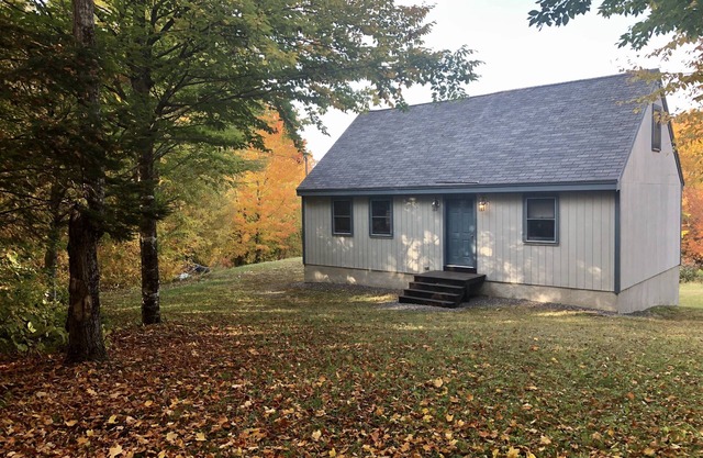 Hideaway in the Great North Woods - direct access to snowmobile trails