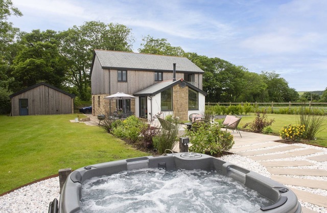 Highfield Barton - Hot tub/pet friendly