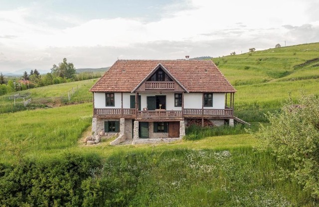 Hillside View Cottage - Csíksomlyó-panoráma vendégház