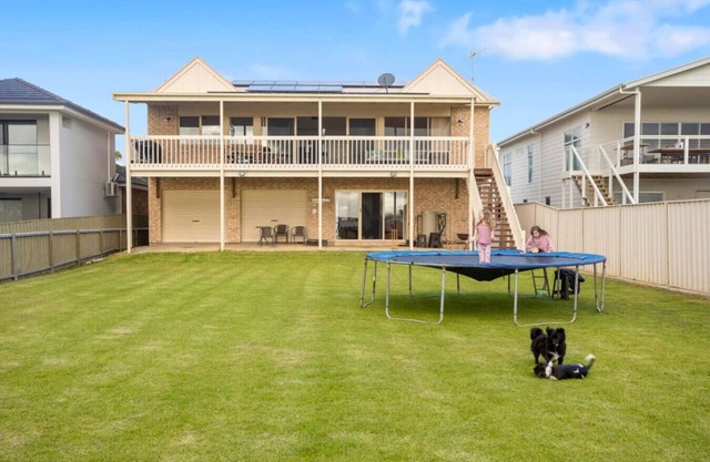 Hindmarsh Hideaway- Waterfront, pet friendly, NBN,