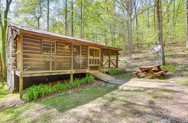 Historic Log Cabin w/Porch Near Patoka Lake!