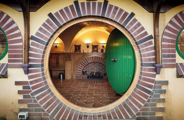 Hobbit House in marvelous Râșnov with Lake view