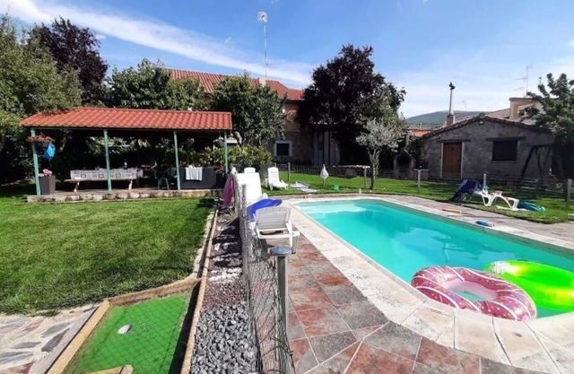 Holiday house La Rinconada de la Sierra for 1 - 16 persons with 9 bedrooms - Farmhouse