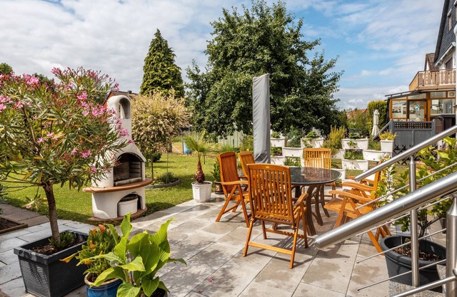 Holiday Apartment 'Waldmann' with Shared Terrace, Shared Garden and Wi-Fi