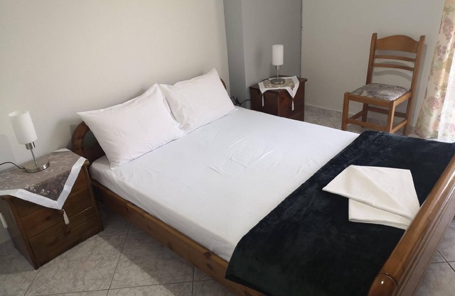 Holiday apartment Akrogialion for 4 persons with 2 bedrooms - Holiday apartment