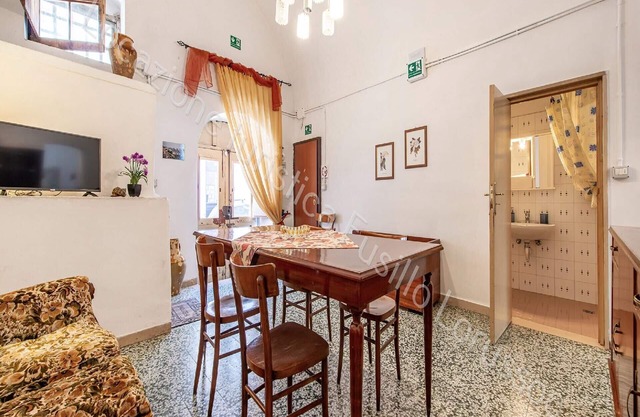Holiday apartment Andria for 1 - 5 persons with 2 bedrooms - Holiday apartment