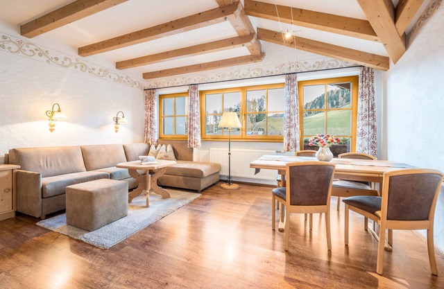 Holiday Apartment "Haus zur Vogelweide App 6" with Mountain View, Balconies & Wi-Fi