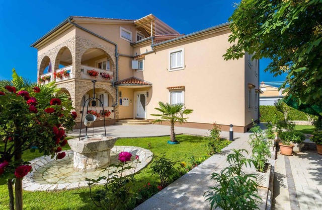 Holiday apartment mit Klimaanlage und Terrasse
