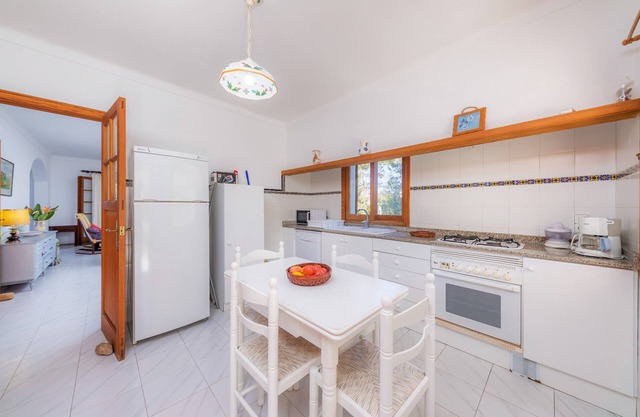 Holiday Home Casa Juan by the Beach with Garden & Wi-Fi