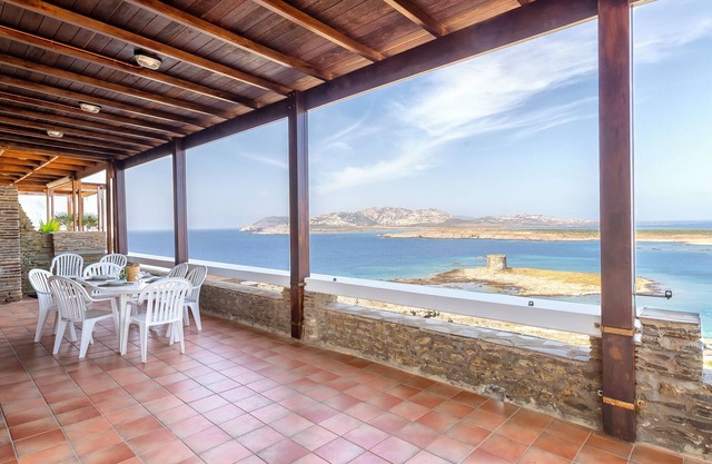 Holiday Home 'Aura' with Sea View, Private Terrace and Wi-Fi