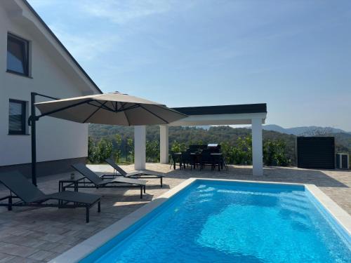 Holiday home AURORA - sauna pool