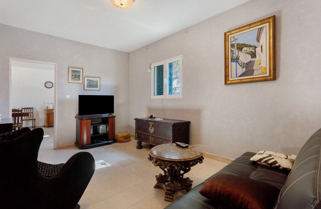 Holiday Home 'Das Cores' with Mountain View, Shared Pool and Wi-Fi