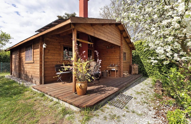 Holiday Home 'Blockhütte' with Private Terrace and Private Garden