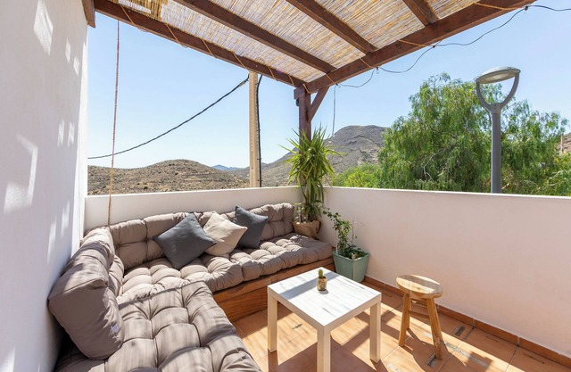 Holiday Home 'Entre Volcanes Y Sal' with Mountain View, Wi-Fi and Air Conditioning