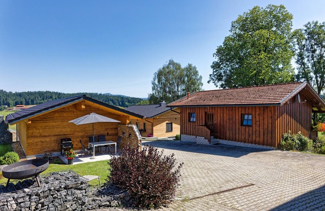 Holiday Home 'Ferienhaus Breit' with Mountain View, Private Terrace and Wi-Fi