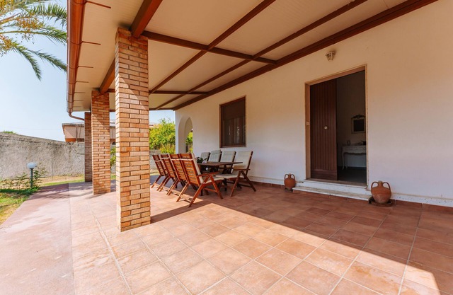 Holiday Home 'Daniela' with Private Terrace, Wi-Fi and Air Conditioning
