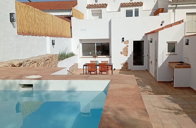 Holiday Home 'La Sierra Del Viento' with Mountain View, Private Pool and Wi-Fi